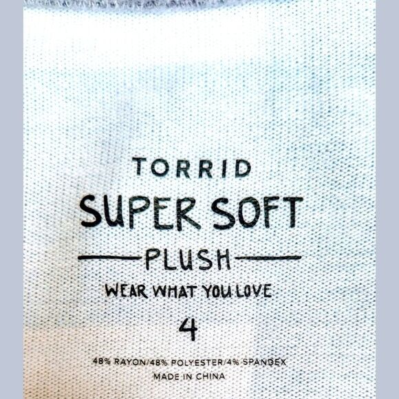 TORRID New Plus Size Super Soft Plush Raglan Plaid Sweatshirt 4X - Picture 9 of 16